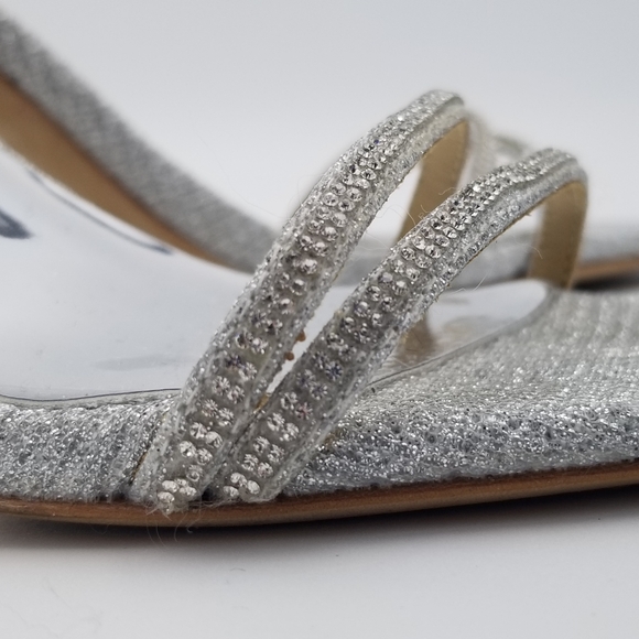 Badgley Mischka Firey Bejeweled Block Heel Sandals, Silver Glitter, Women's Sz 8 - Picture 3 of 16